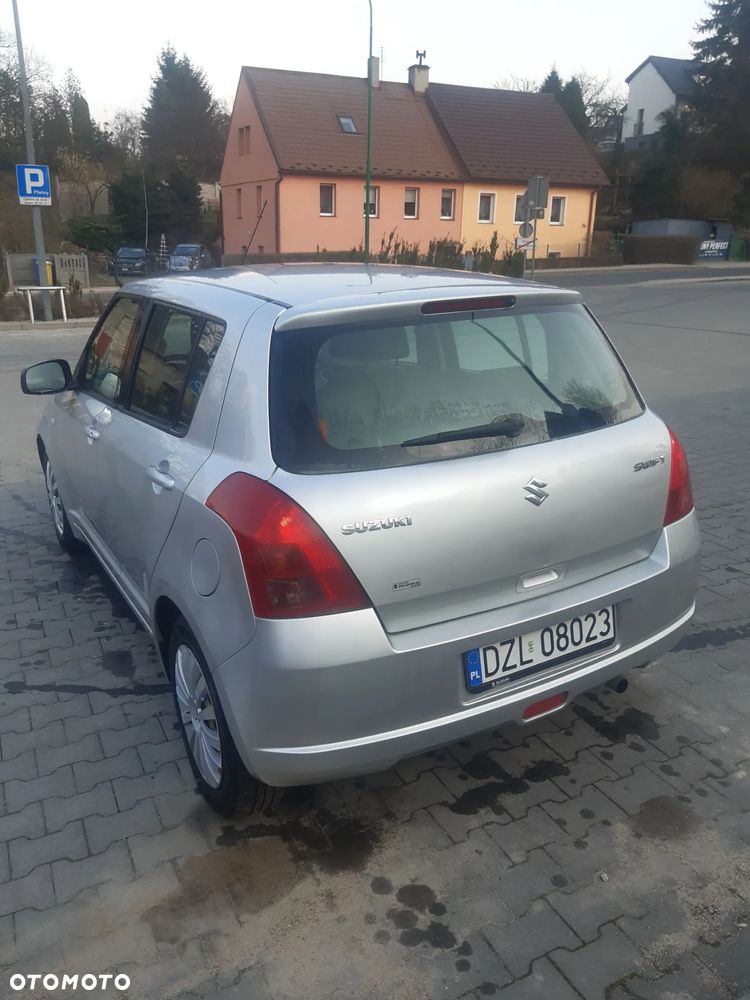 Suzuki Swift 1.3 4x4 Snow - 3
