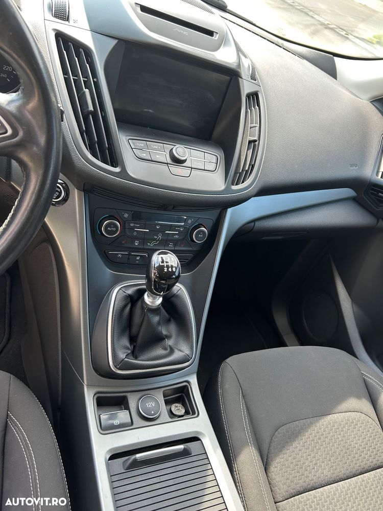 Ford Kuga 1.5 EcoBoost 2WD Trend - 9