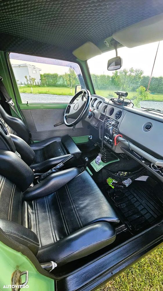 Suzuki Samurai - 16