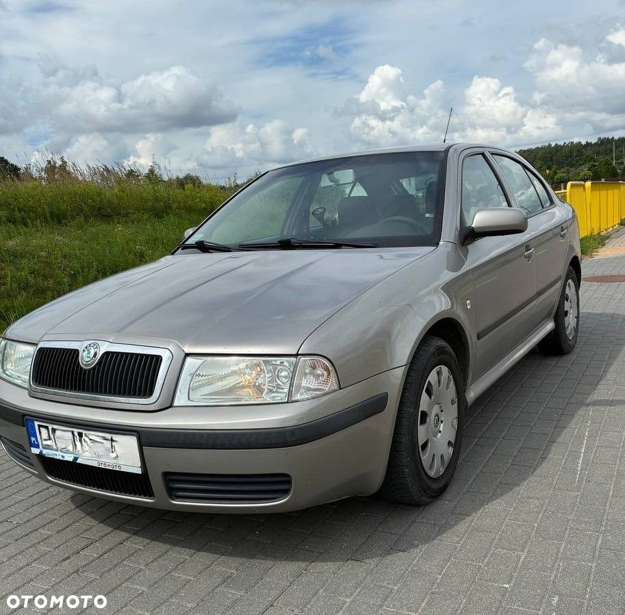 Skoda Octavia 1.6 Tour - 2