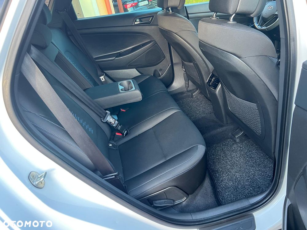 Hyundai Tucson blue 1.6 GDi 2WD Passion - 14