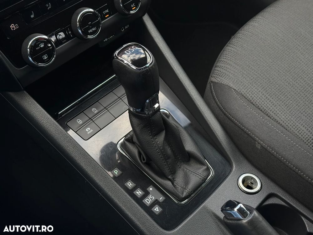 Skoda Octavia 1.6 TDI DSG Ambition - 27