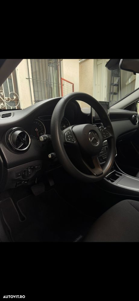 Mercedes-Benz A 180 - 7