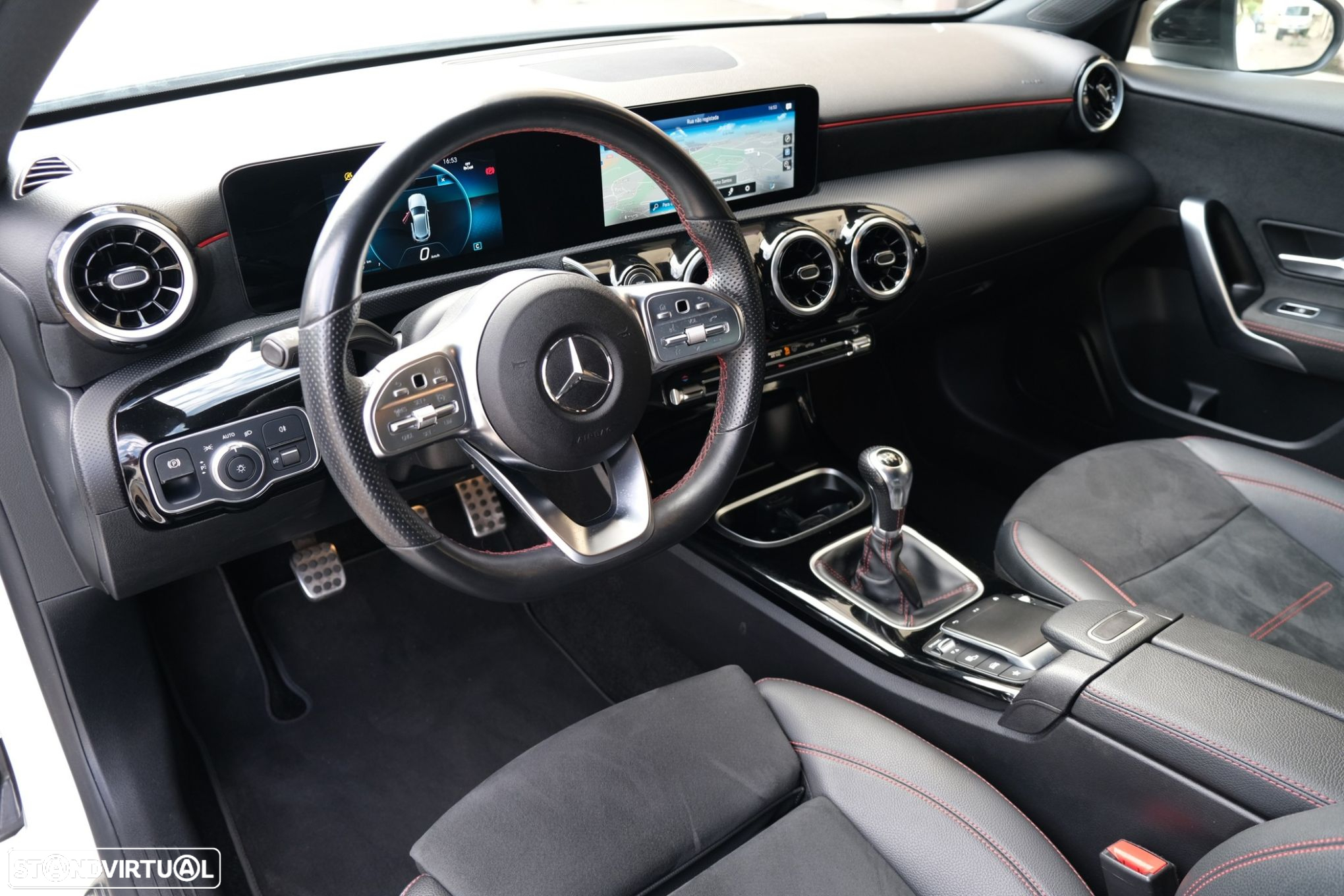 Mercedes-Benz A 160 AMG Line - 9