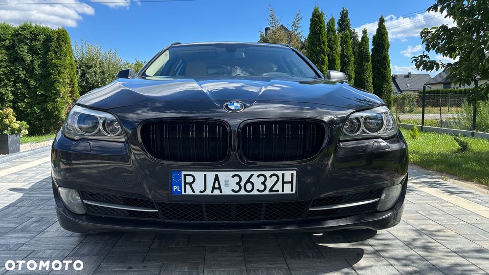 BMW Seria 5 520d Luxury Line - 2
