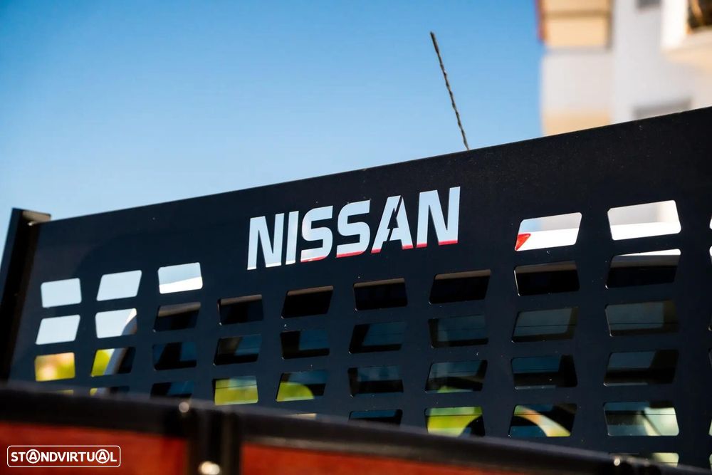 Nissan Navara 2.5 dCi CD LE - 11