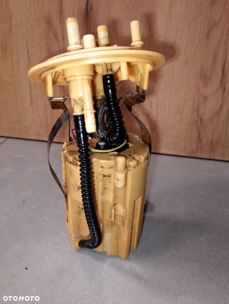 VOLVO XC90 XC70 XC60 S60 V70  2.4 D 20V 163 KM POMPA PALIWA PŁYWAK  30792518  0580303065 - 4