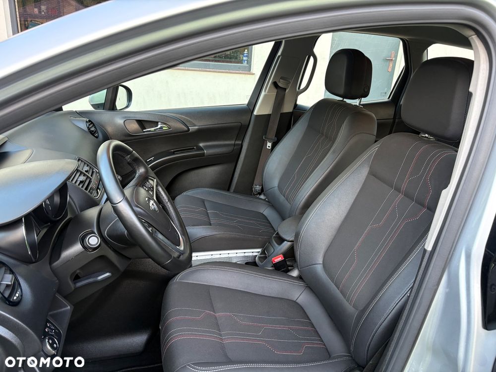 Opel Meriva 1.4 150 Jahre - 11