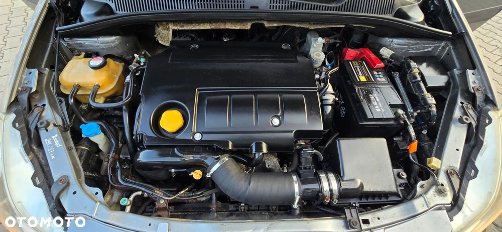 Dodge Caliber - 21
