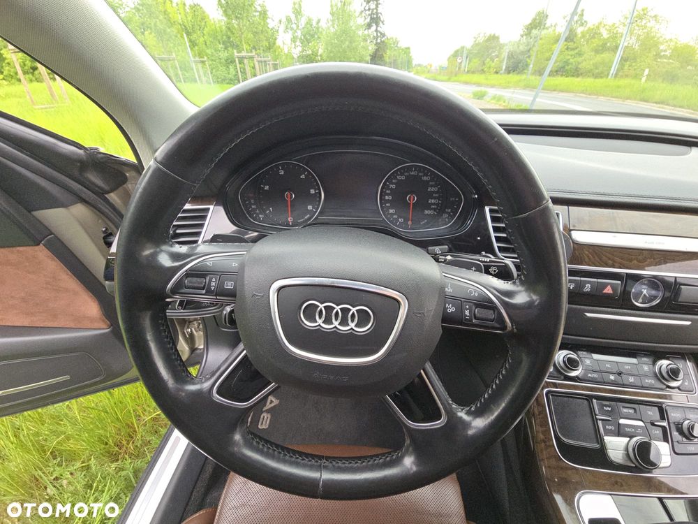 Audi A8 4.2 TDI Quattro - 14