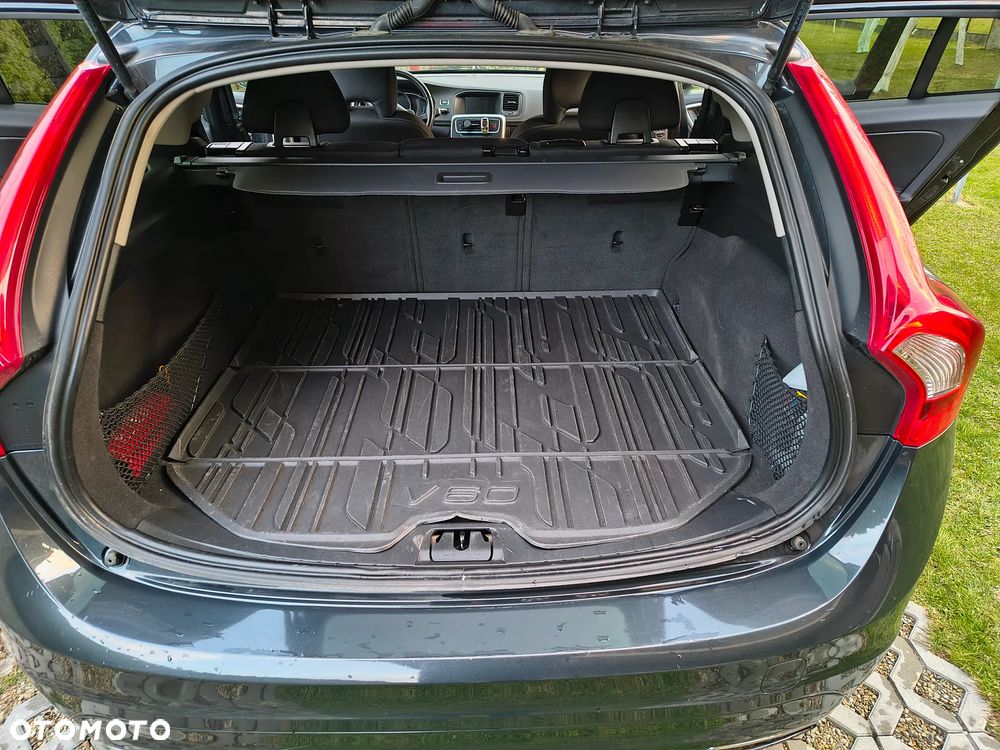Volvo V60 D3 Geartronic Kinetic - 27