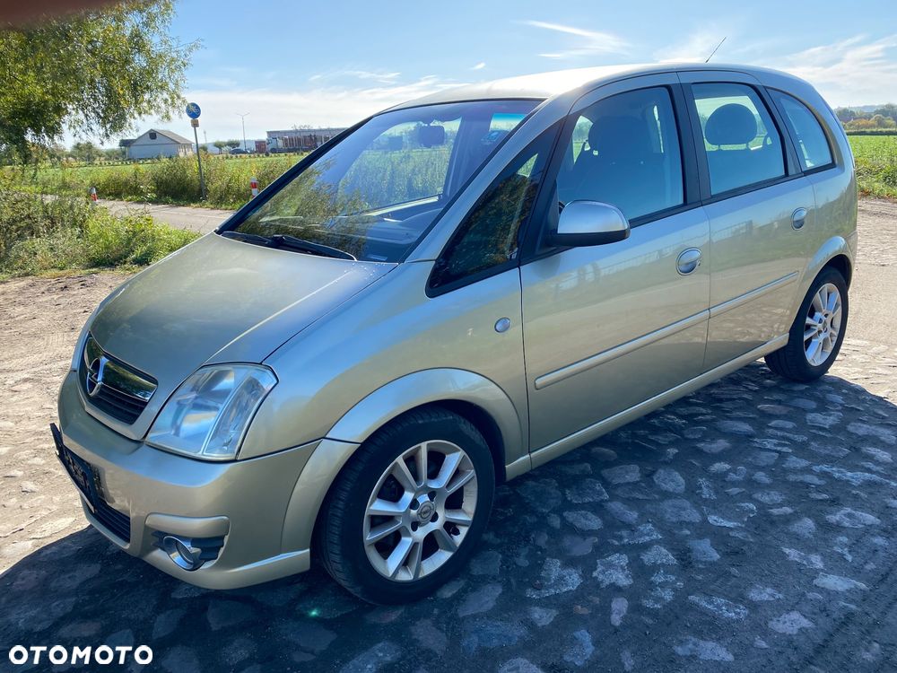 Opel Meriva 1.8 16V Cosmo Easytronic - 36