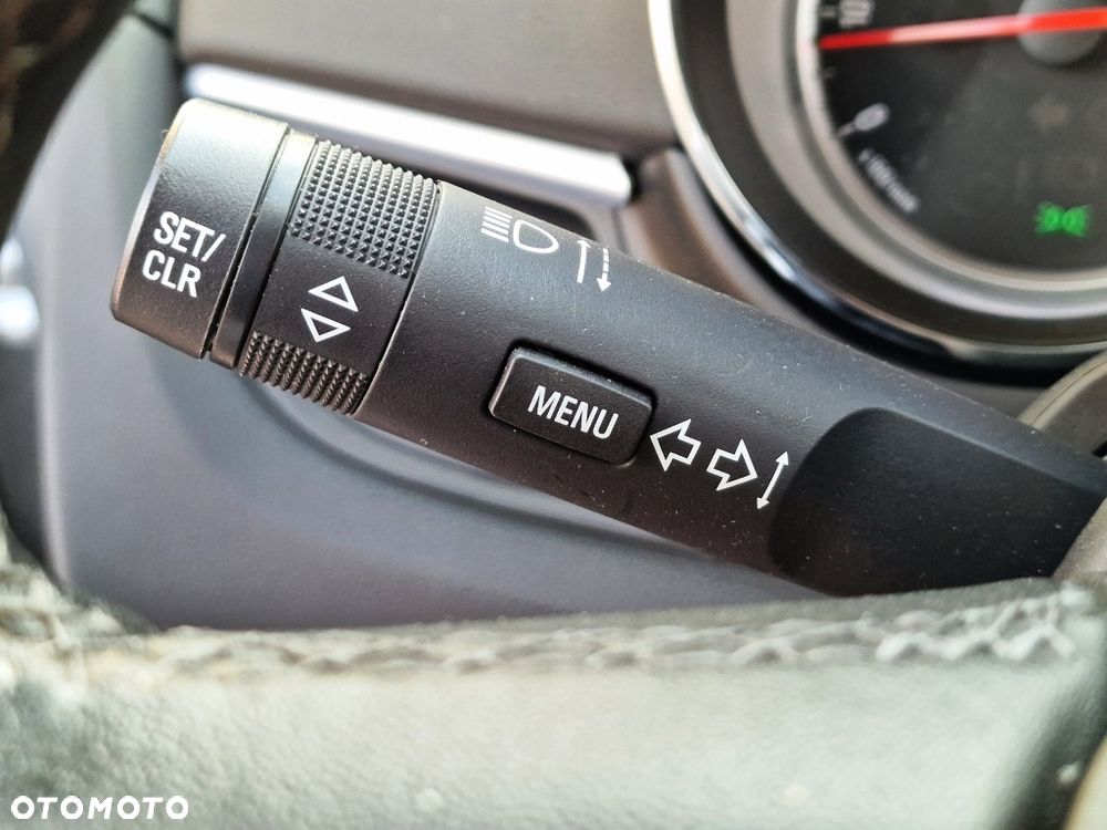 Opel Zafira Tourer 1.4 Turbo Edition - 31