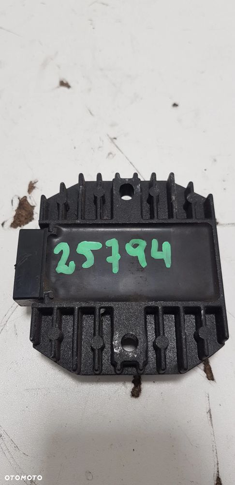 Yamaha Majesty SkylinerS 125 13+ Regulator Napięcia - 1