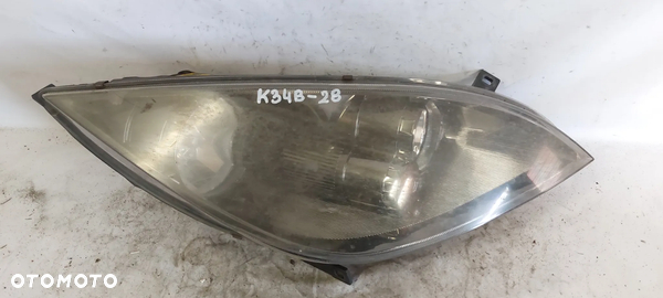 .  PRZOD PRZEDNIA LAMPA PRAWA MITSUBISHI COLT 6
