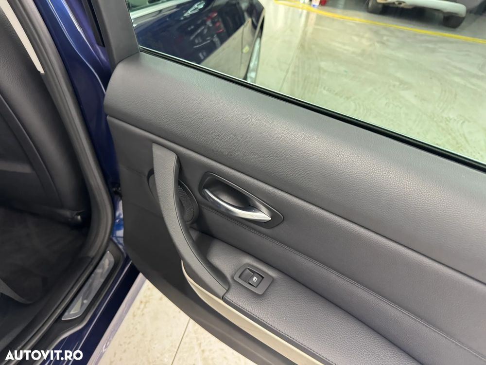 BMW Seria 3 320d DPF Aut. Edition Exclusive - 19
