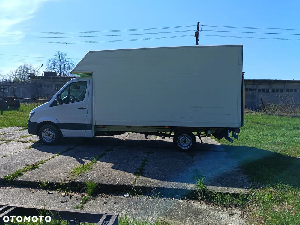 Mercedes-Benz Sprinter KONTENER+ winda ZEPRO (750kg) 2.1 diesel 163kM automat 2015 rok ROZSTAW OSI MAXI 4,34m ZADBANY! - 13