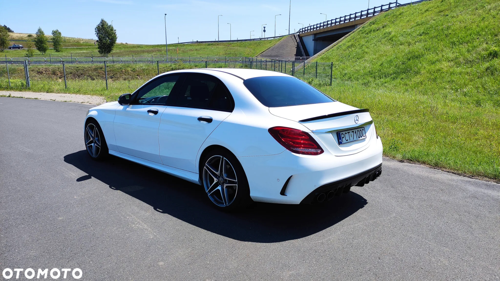 Mercedes-Benz Klasa C 300 9G-TRONIC AMG Line - 6