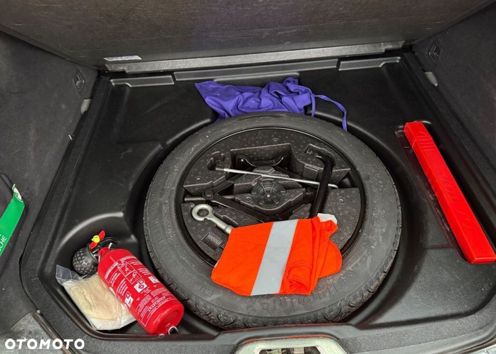 Volvo V60 T2 Geartronic Kinetic - 19