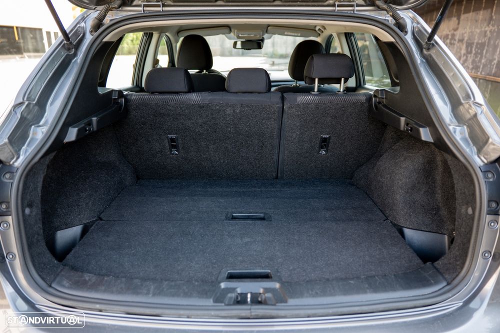 Nissan Qashqai 1.6 dCi Xtronic TEKNA - 16