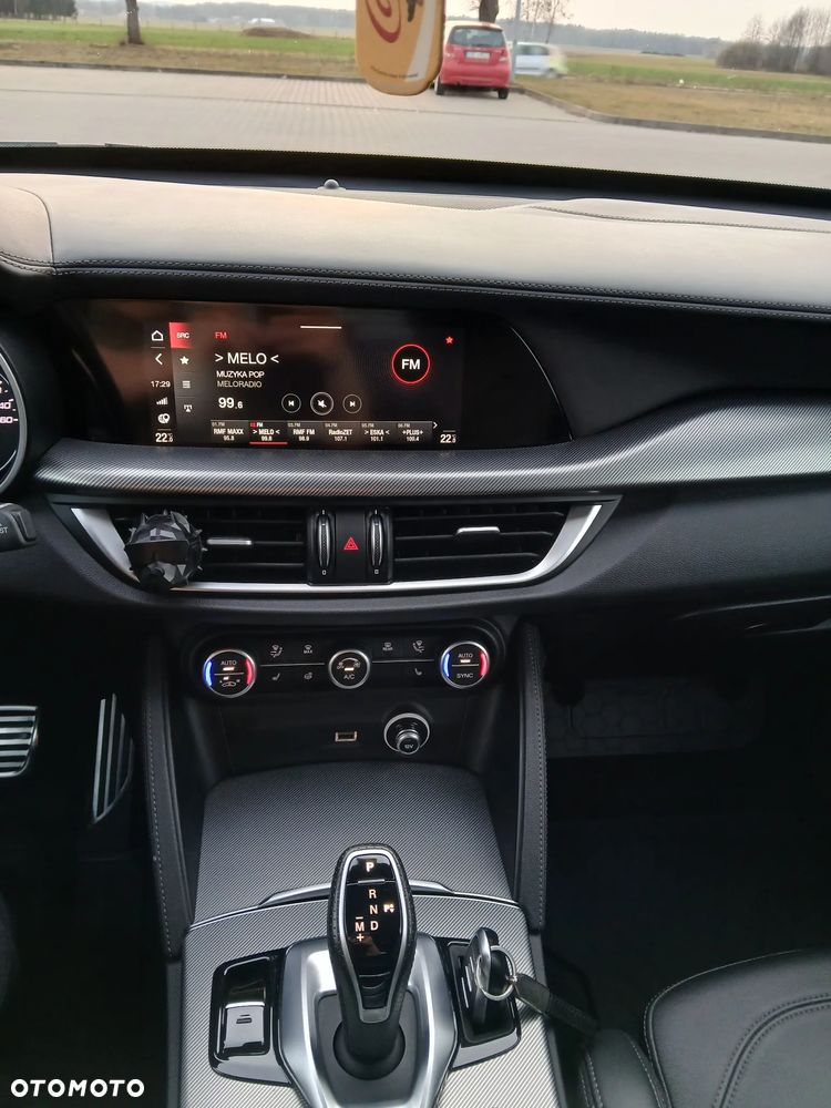 Alfa Romeo Stelvio 2.0 Turbo Veloce Q4 - 10