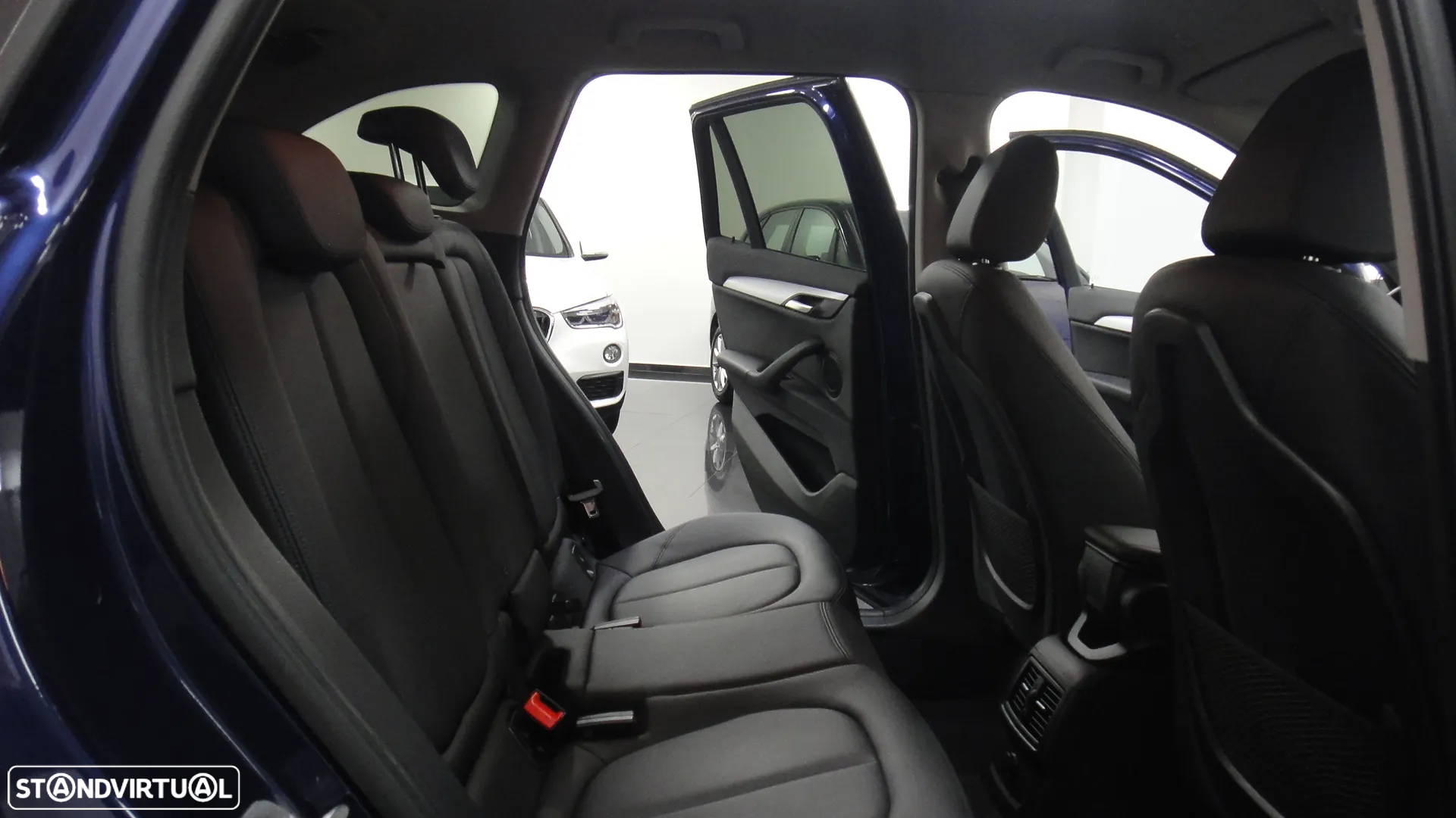 BMW X1 16 d sDrive - 24
