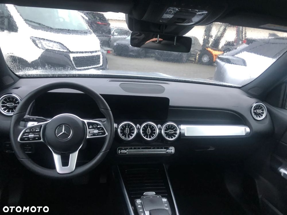 Mercedes-Benz EQB 250 66.5kWh AMG - 10