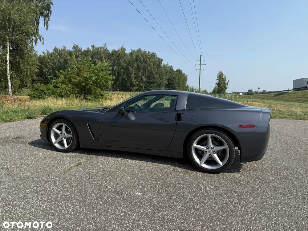 Chevrolet Corvette - 7