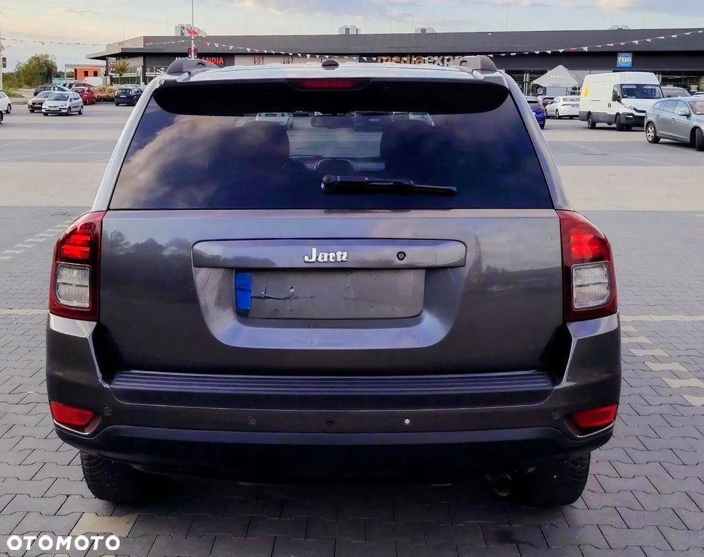 Jeep Compass - 2