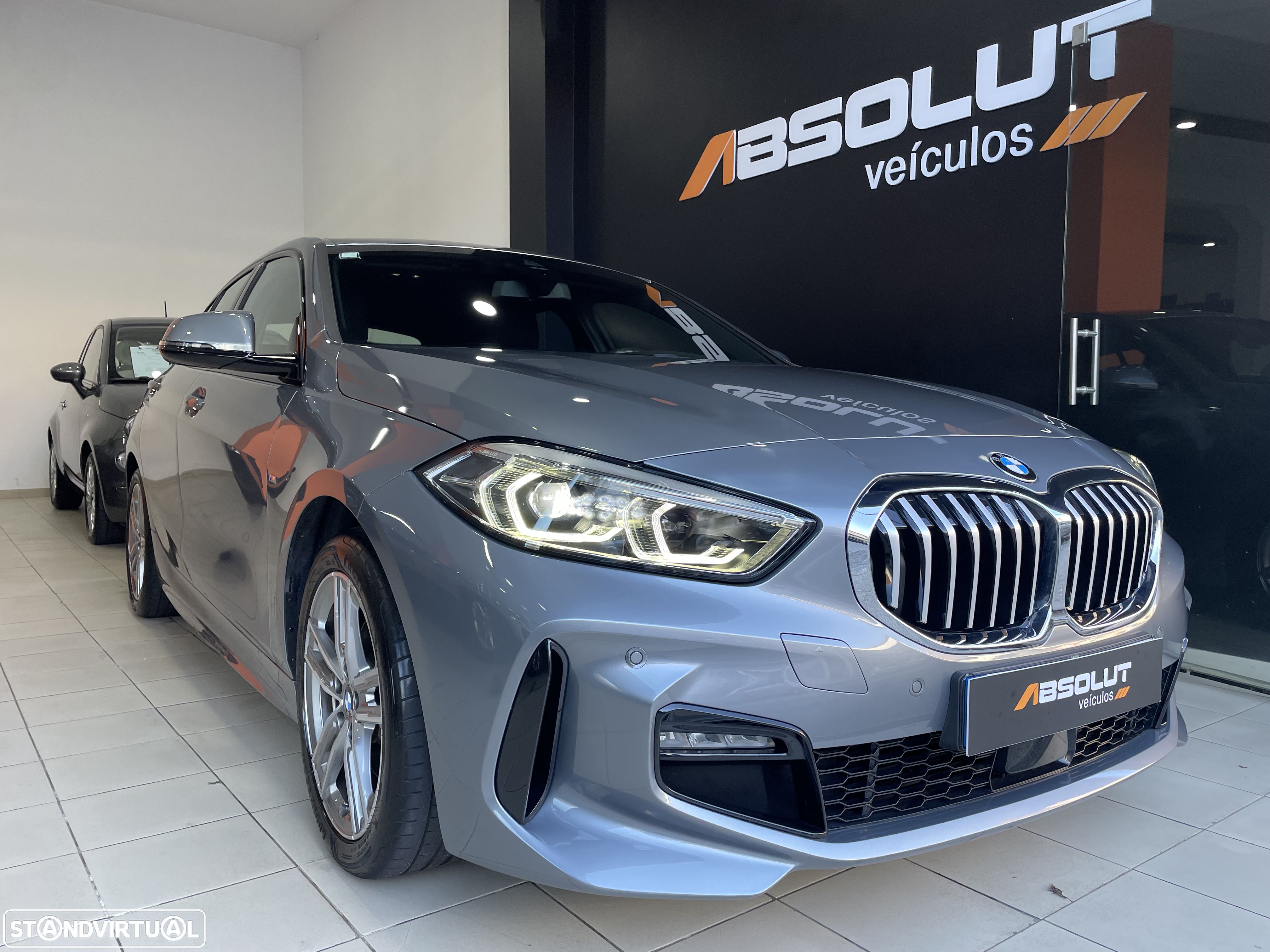 BMW 116 d Pack Desportivo M - 1
