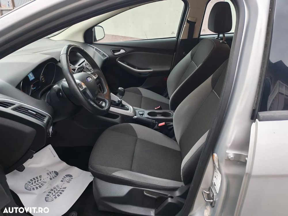 Ford Focus 1.6 TDCi DPF Start-Stopp-System Champions Edition - 8