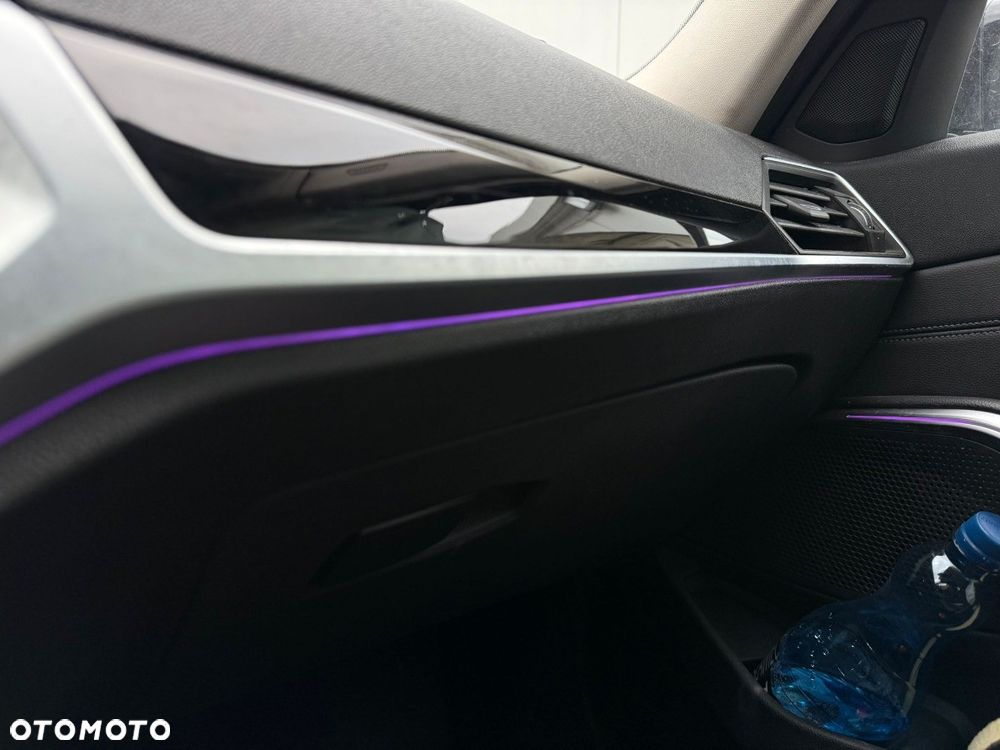 BMW Seria 3 - 13