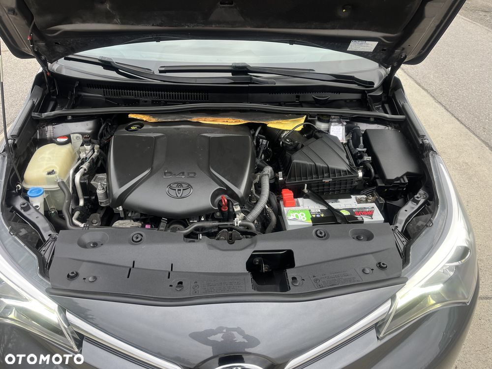 Toyota Avensis Touring Sports 1.6 D-4D Edition S+ - 25