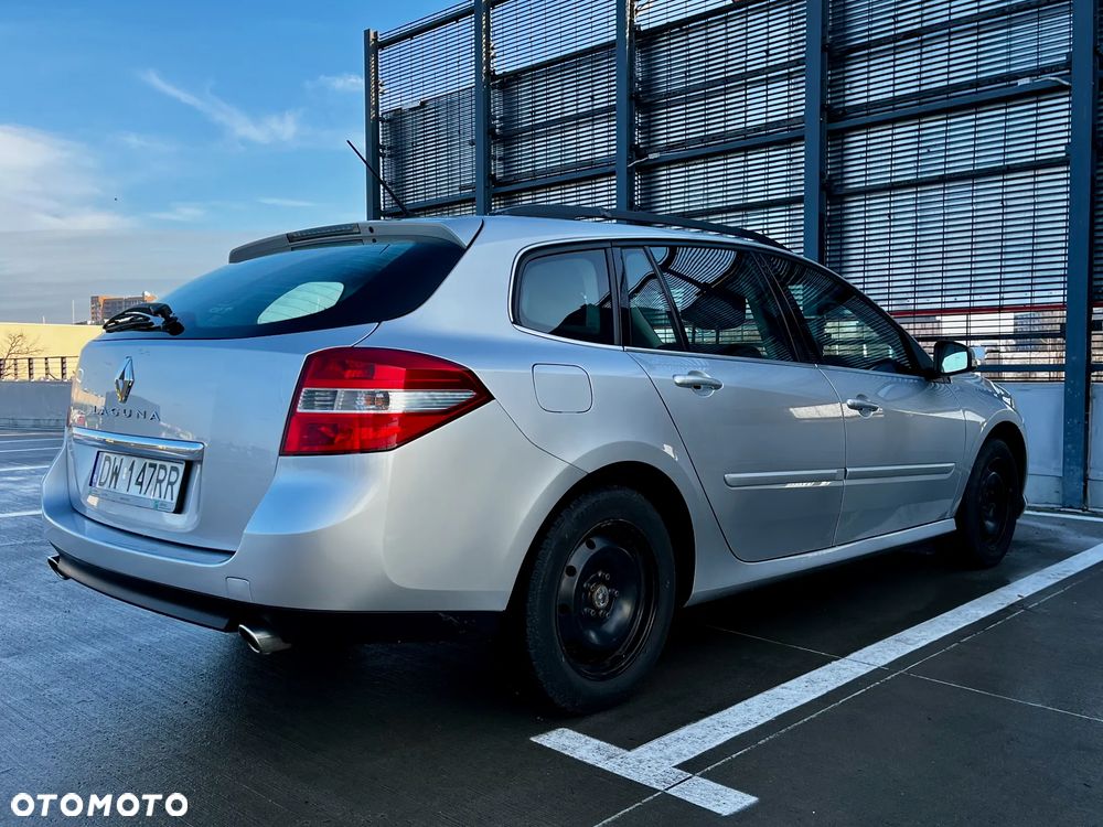 Renault Laguna - 3