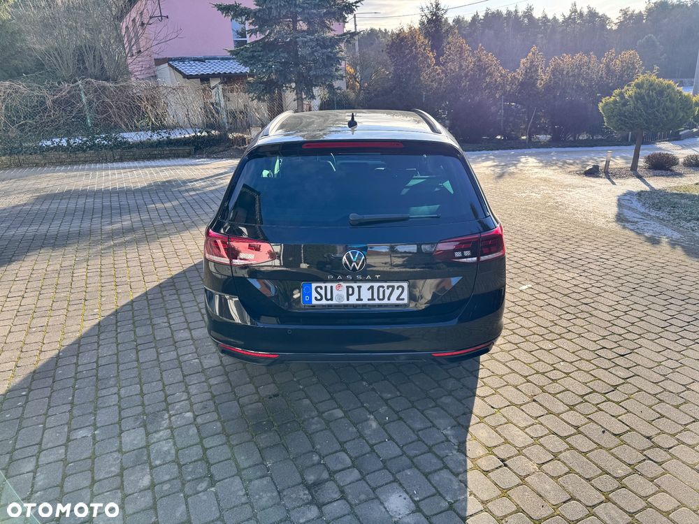 Volkswagen Passat 2.0 TDI EVO Elegance DSG - 4