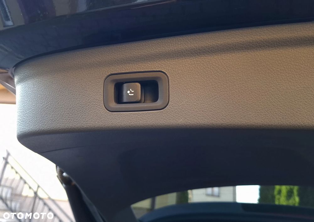Mercedes-Benz GLE 300 d 4-Matic - 16