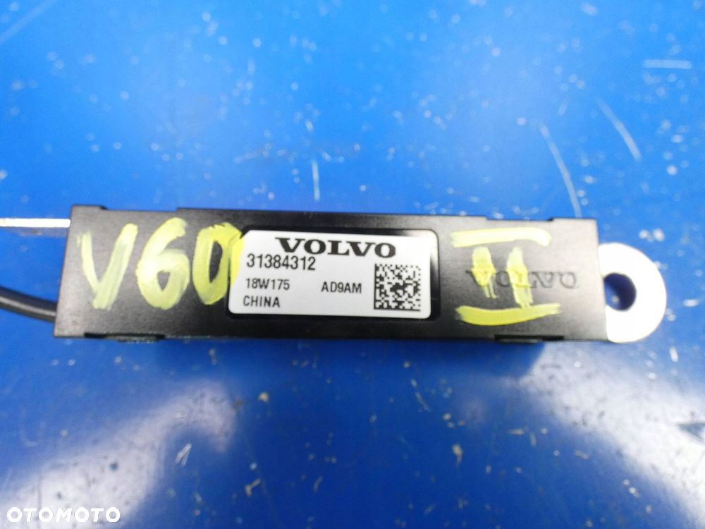 VOLVO V60 II S60 III 18- XC60 V90 S90 XC90 WZMACNIACZ ANTENY - 2