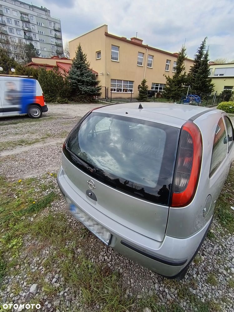 Opel Corsa - 4