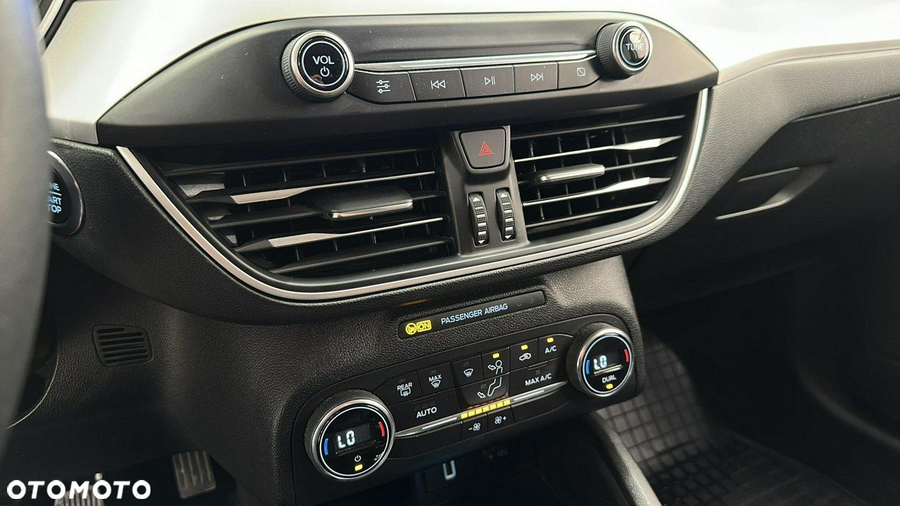 Ford Focus 1.0 EcoBoost Trend Edition - 22