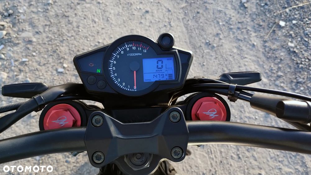 Zipp Inny - 16