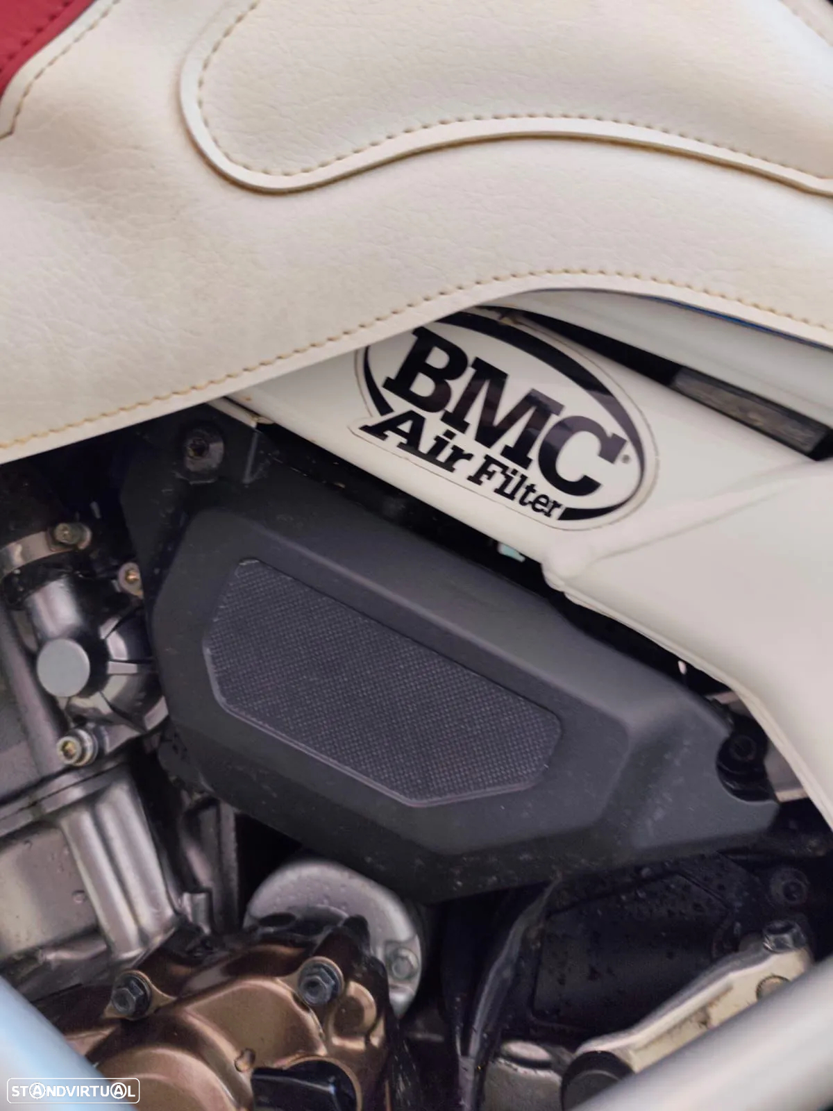 Honda Africa Twin Adventure Big tank - 15