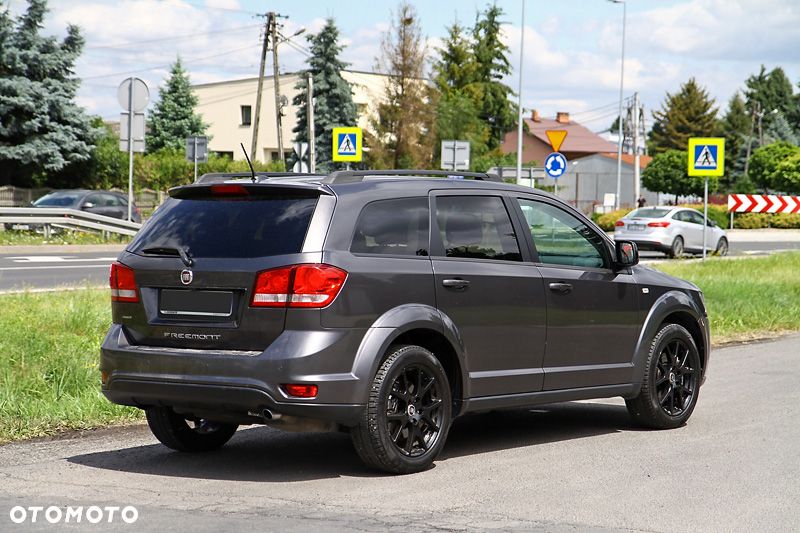 Fiat Freemont 2.0 Multijet 16V DPF Automatik Allrad Black Code - 2