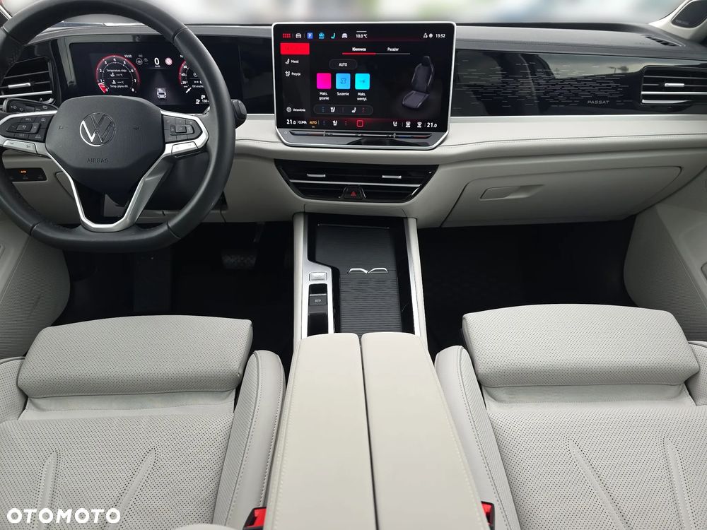 Volkswagen Passat Variant 1.5 TSI EVO Elegance DSG - 19