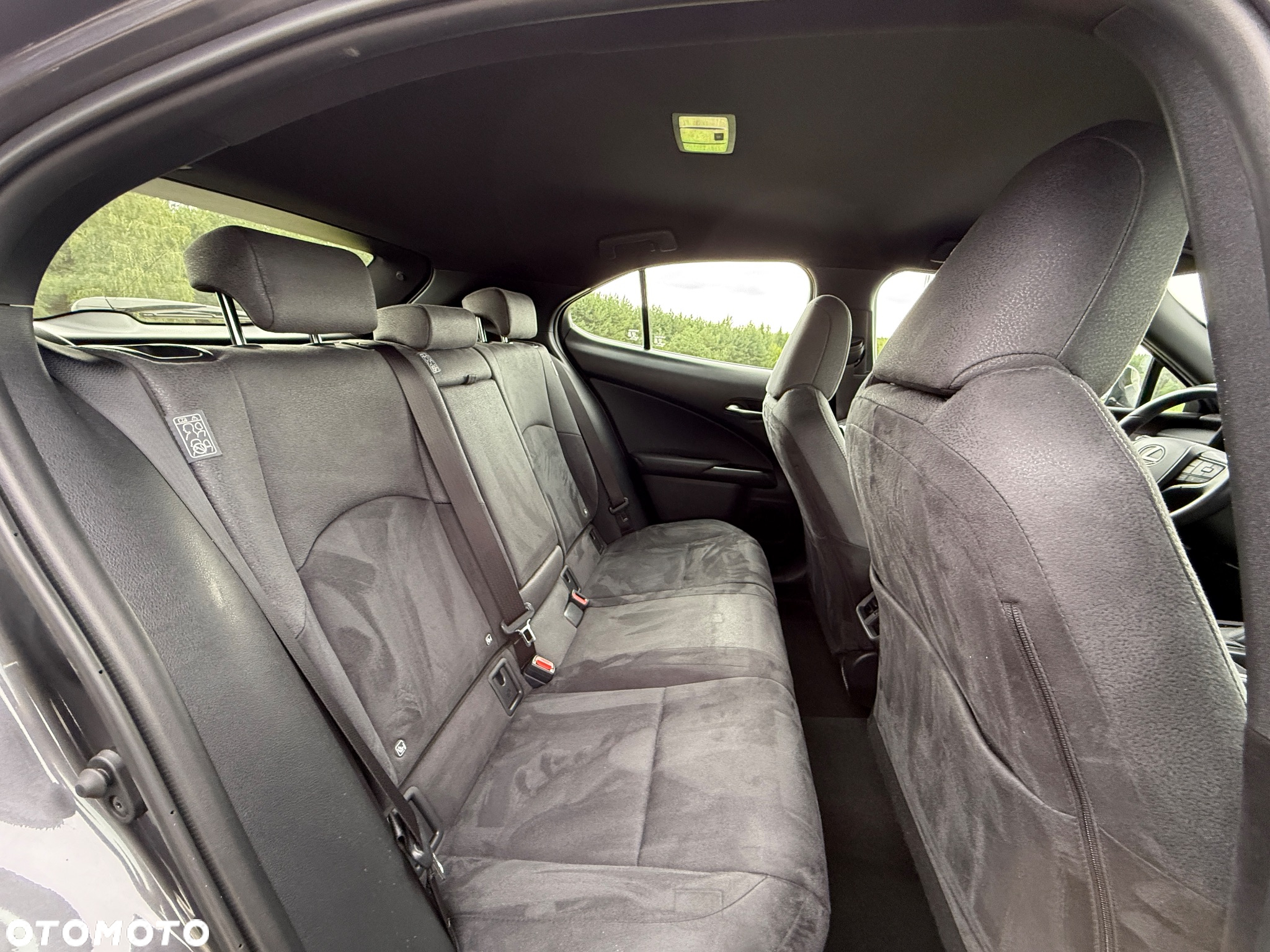 Lexus UX 250h GPF Business 2WD - 21