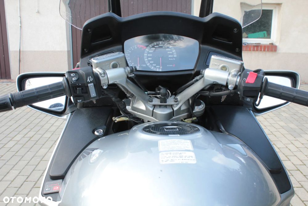Honda ST - 17
