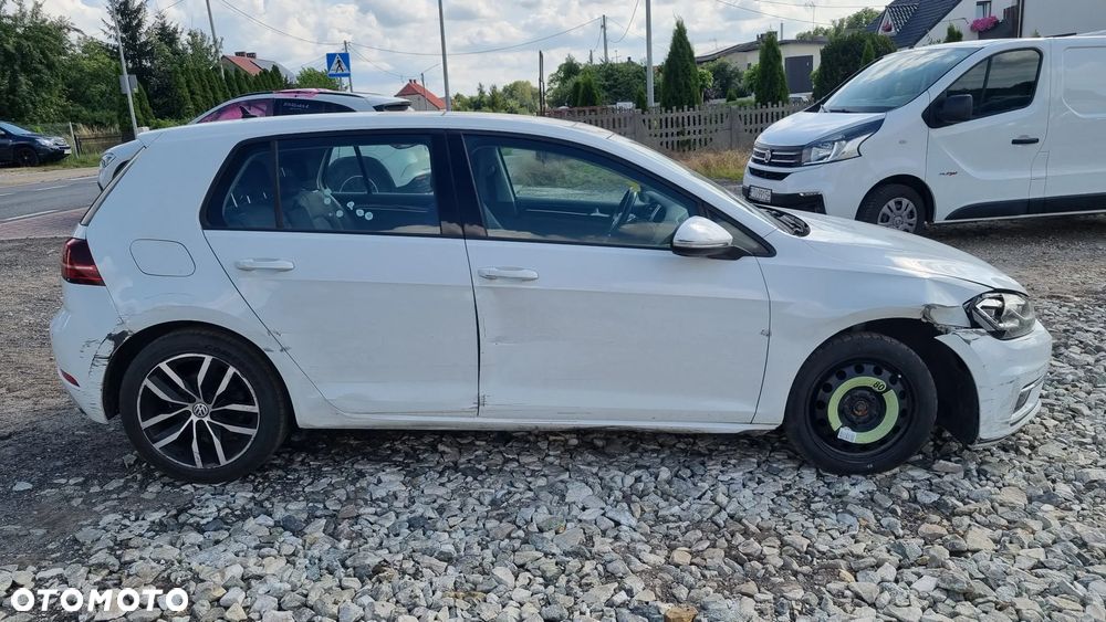 Volkswagen Golf 2.0 TDI (BlueMotion Technology) DSG Comfortline - 14