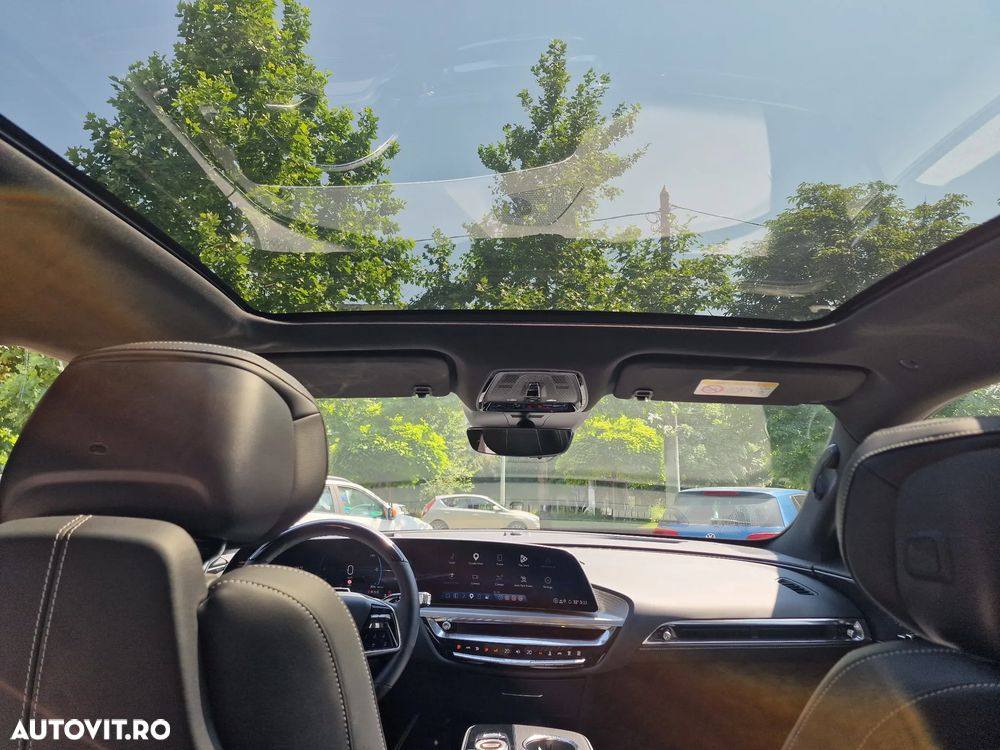 Cadillac Lyriq Sport - 17
