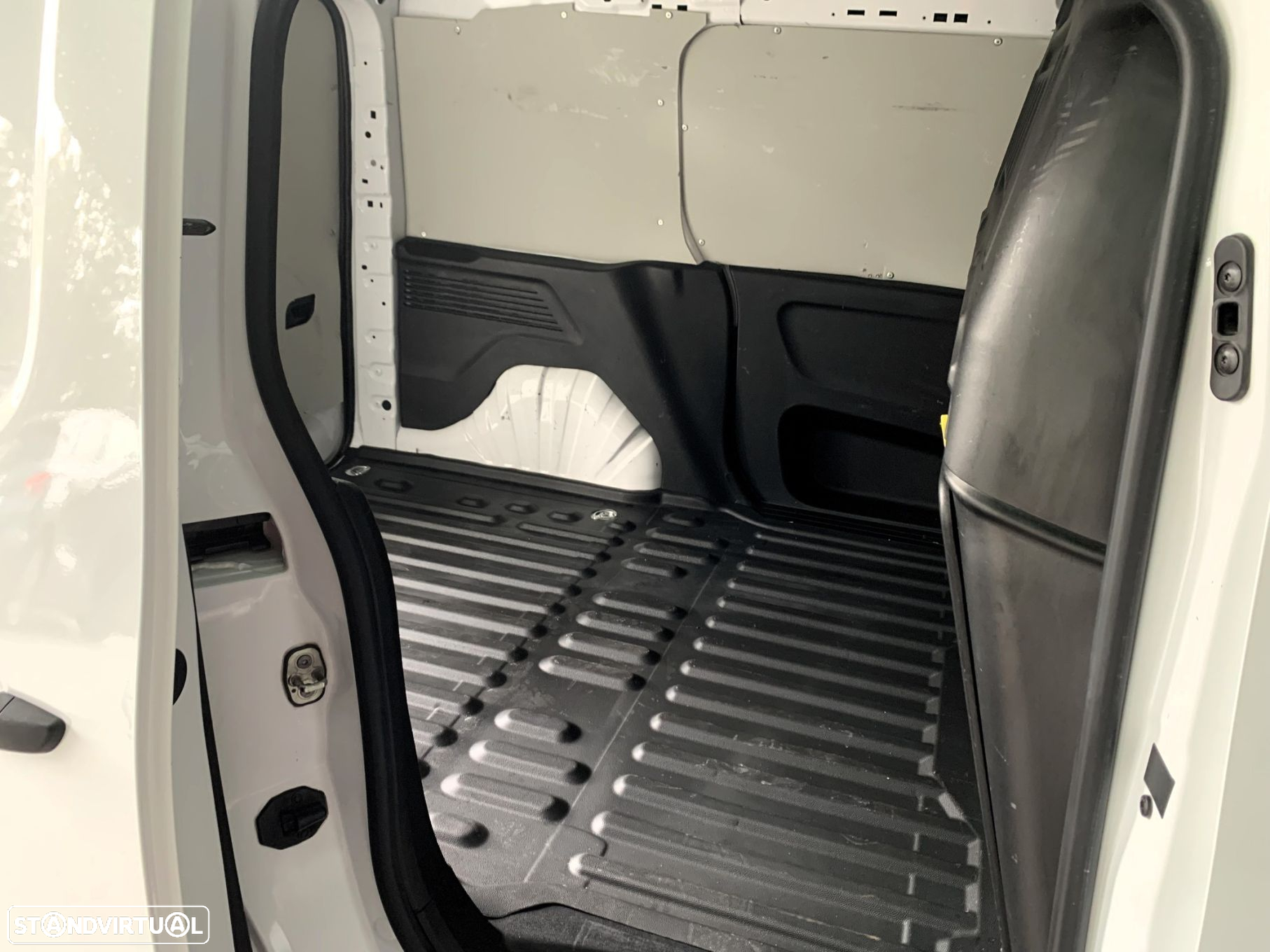 Peugeot Partner 1.5 BlueHDi Premium Standard - 10