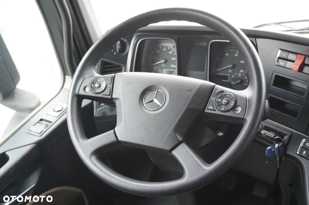 Mercedes-Benz Actros 2540 6x2 / 10 tys. km!!! / Kabina 5 siedzeń! / BDF - 17