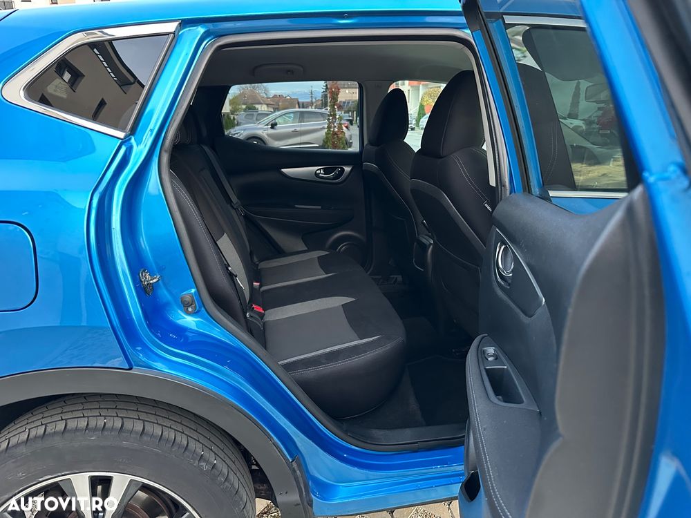 Nissan Qashqai 1.7 dCi N-MOTION - 6